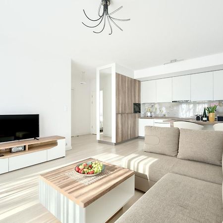 Apartamentyprzymorzu Strzelecka 33 Z Parkingiem كولوبرزيغ المظهر الخارجي الصورة
